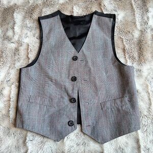 Grey Vest Kids Size 4 to 5 years old